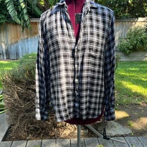 Frank & Eileen black and white button down